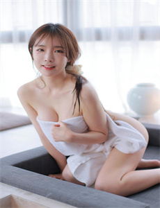 两个人看的www免费高清直播-渣男和渣女在一起抹胸